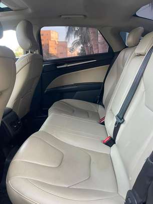 Ford Fusion Titanium 2017 image 9