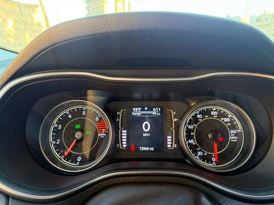 Jeep Cherokee 2020 image 11