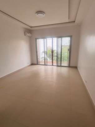 Apt F4 très lumineux à Ngor Almadies image 7