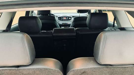 KIA SORENTO image 3