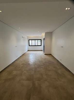 Appartement F4 à louer à Sicap baobab image 1