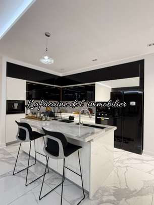 Appartement meublé à aux Almadies - route du méridien image 10