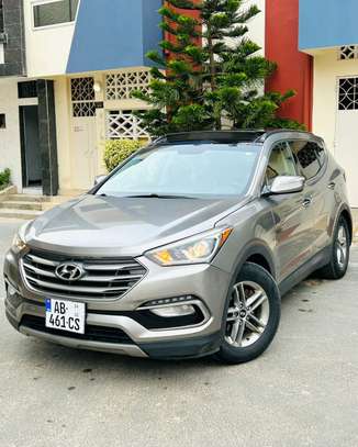 Hyundai Santafe 2018 full option image 1