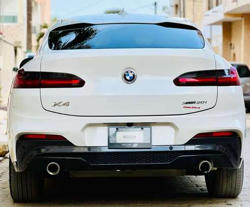 BMW X4 2020 image 10