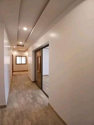 Appartement avec piscine commune et salle de sport image 8