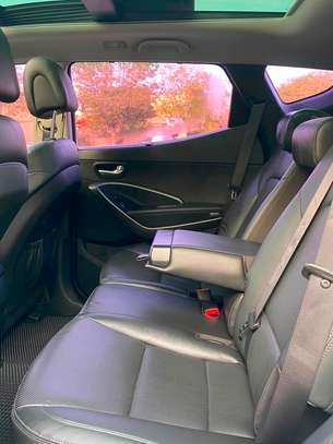 HYUNDAI SANTA FE 2018 image 6