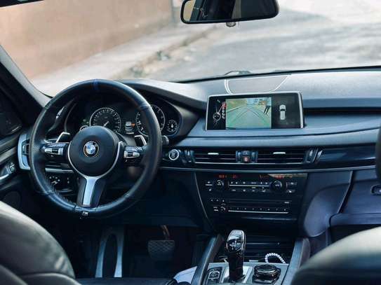 BMW X5  2015 image 11