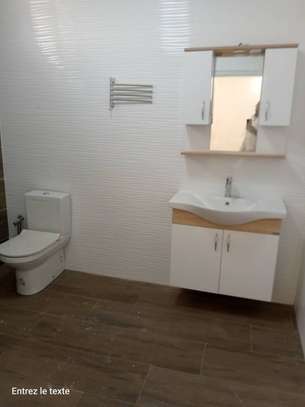 Appartement F3 à louer à sacré cœur extension image 2