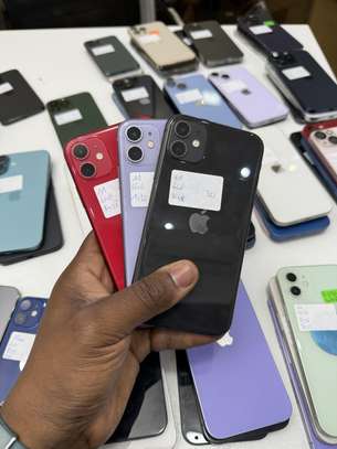 Iphone 11 64Gb image 1