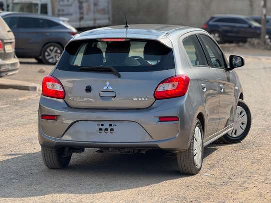 Mitsubishi mirage image 4