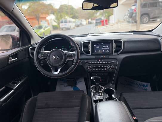 Kia Sportage image 9