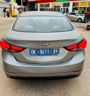 Hyundai Elantra 2015 image 10