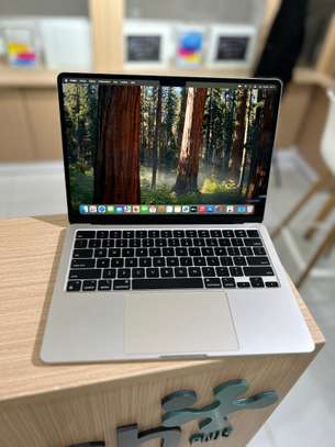 MacBook Air 2022 13 Pouces - M2 | 8GB RAM | 256 image 3