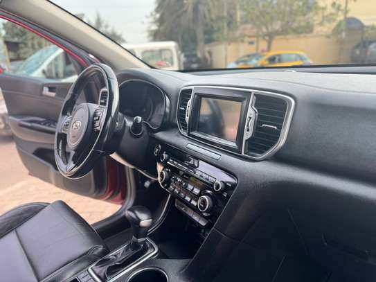 KIA SPORTAGE EX 2018 image 4