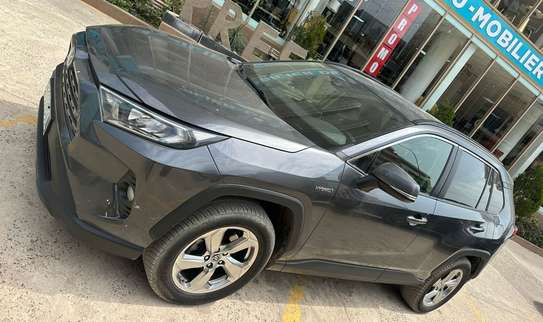 Toyota Rav 4 2021 image 3