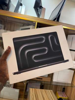 MacBook Pro M5 Pro 14 pouces (2026) 1Terra 24Gb image 1