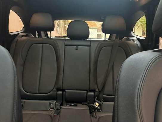 BMW X1 2016 image 9