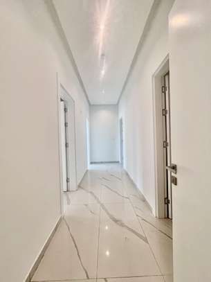 Appartement F5 à louer au Point E image 1