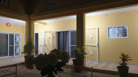 Maison meublée dans quartier prisé de  Ngaparou image 15