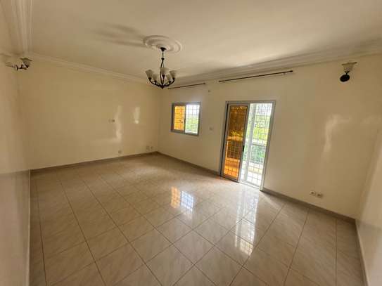 APPARTEMENT F5 À LOUER MARISTE image 13