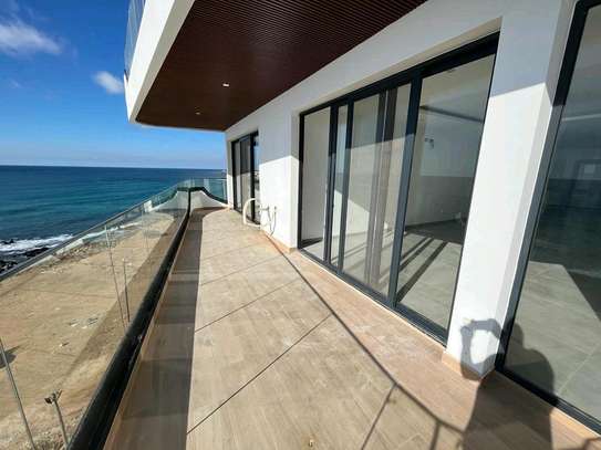Superbe appartement F4 vue sur mer image 10