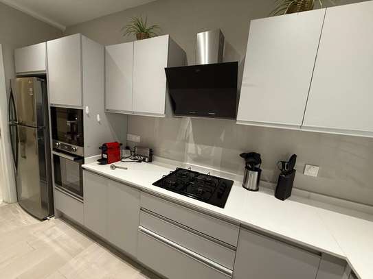 Appartement Meublé à Louer aux Plateaux image 5