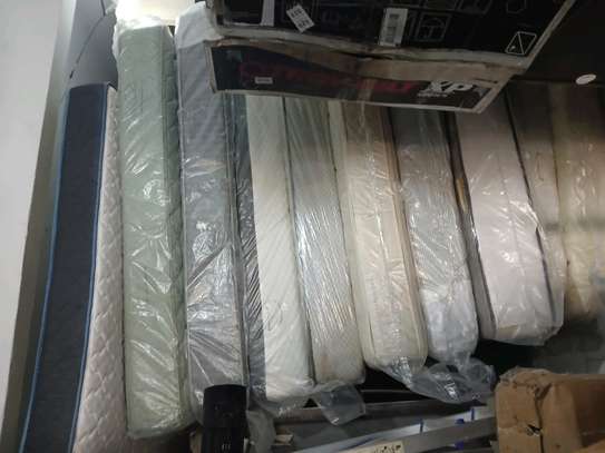 Matelas orthopédique  tout Dimensions image 4