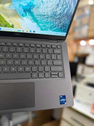 Dell Latitude 7330 Touch Screen image 2