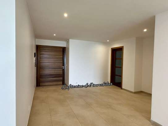 Plateau de bureau de 300 m²  à louer – Mermoz image 5