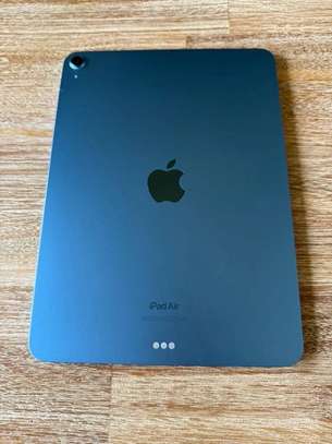 Ipad Air 10th generation 64Go image 4