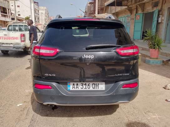 LOCATION TRÈS BELLE JEEP CHEROKEE image 8
