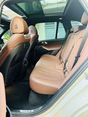 BMW X5 2022 image 8