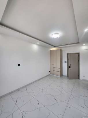 Appartement f4 neuf haut standing à Mermoz avec vue mer image 5