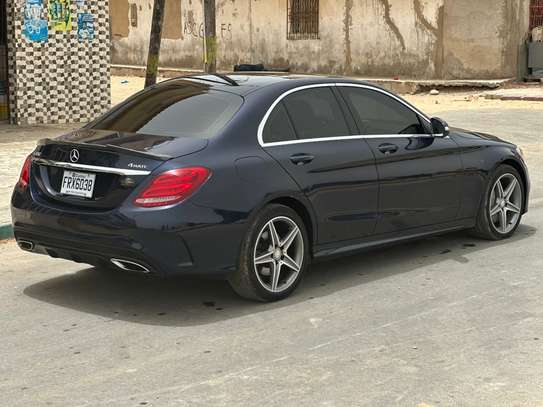 Mercedes  C300 4MATIC image 14