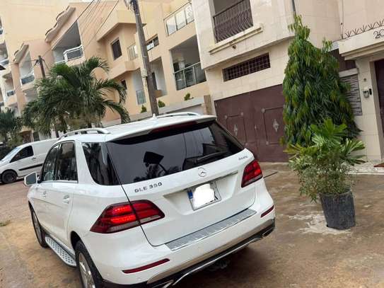 Mercedes GLE 350 4Matic 2017 SUV blanc puissant image 8
