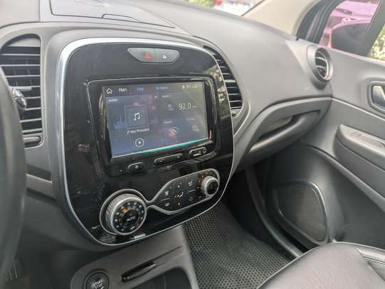 Renault QM3 2017 image 10