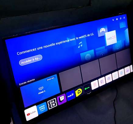 LG Smart TV 55 4K UHD webOS Wi-Fi intégrée image 4
