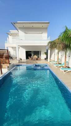 Villa F6 à louer à saly image 2