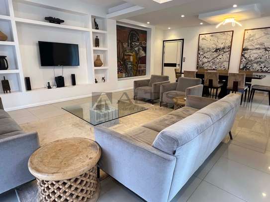 APPARTEMENT F4 D’EXCEPTION MEUBLÉ - 230 m² – LES ALMADIES image 2
