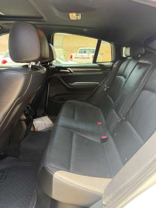 BMW X4 2016 image 8