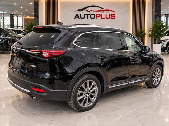 Mazda cx9 Signature 2018 image 4