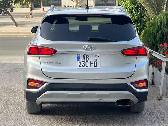 Hyundai santafe 2020 image 12