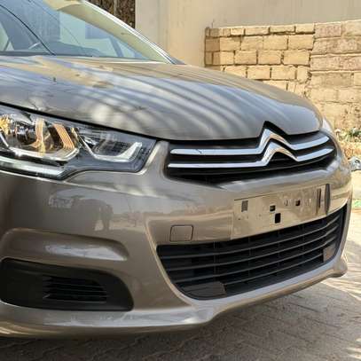 Citroën C4 diesel manuel année 2016 image 11
