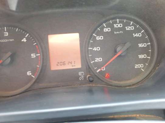 Mitsubishi l200 2018 image 7