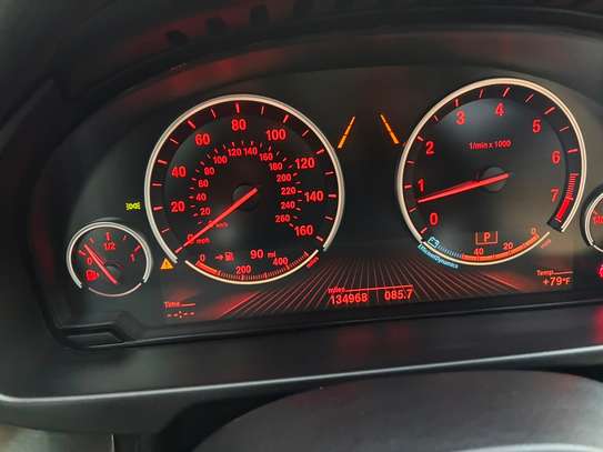BMW X5 image 12