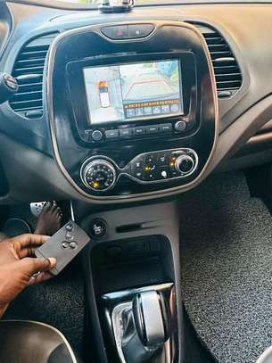 Renault QM3 2016 image 10