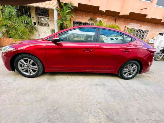 Hyundai Elantra 2018 image 4