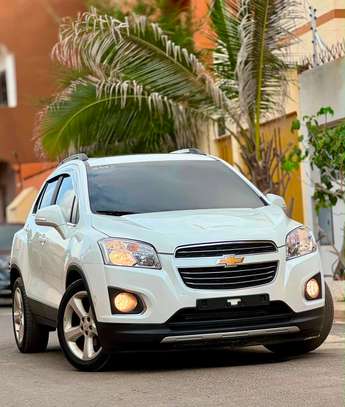 Chevrolet trax image 2