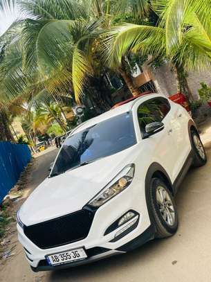 HYUNDAI TUCSON 2016/17 2.0 image 6