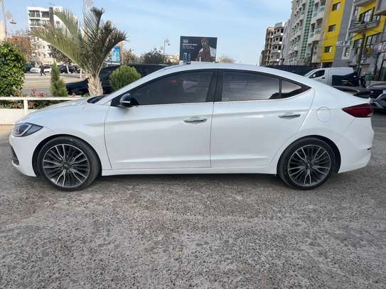 Hyundai Avante Sport 2017 image 10